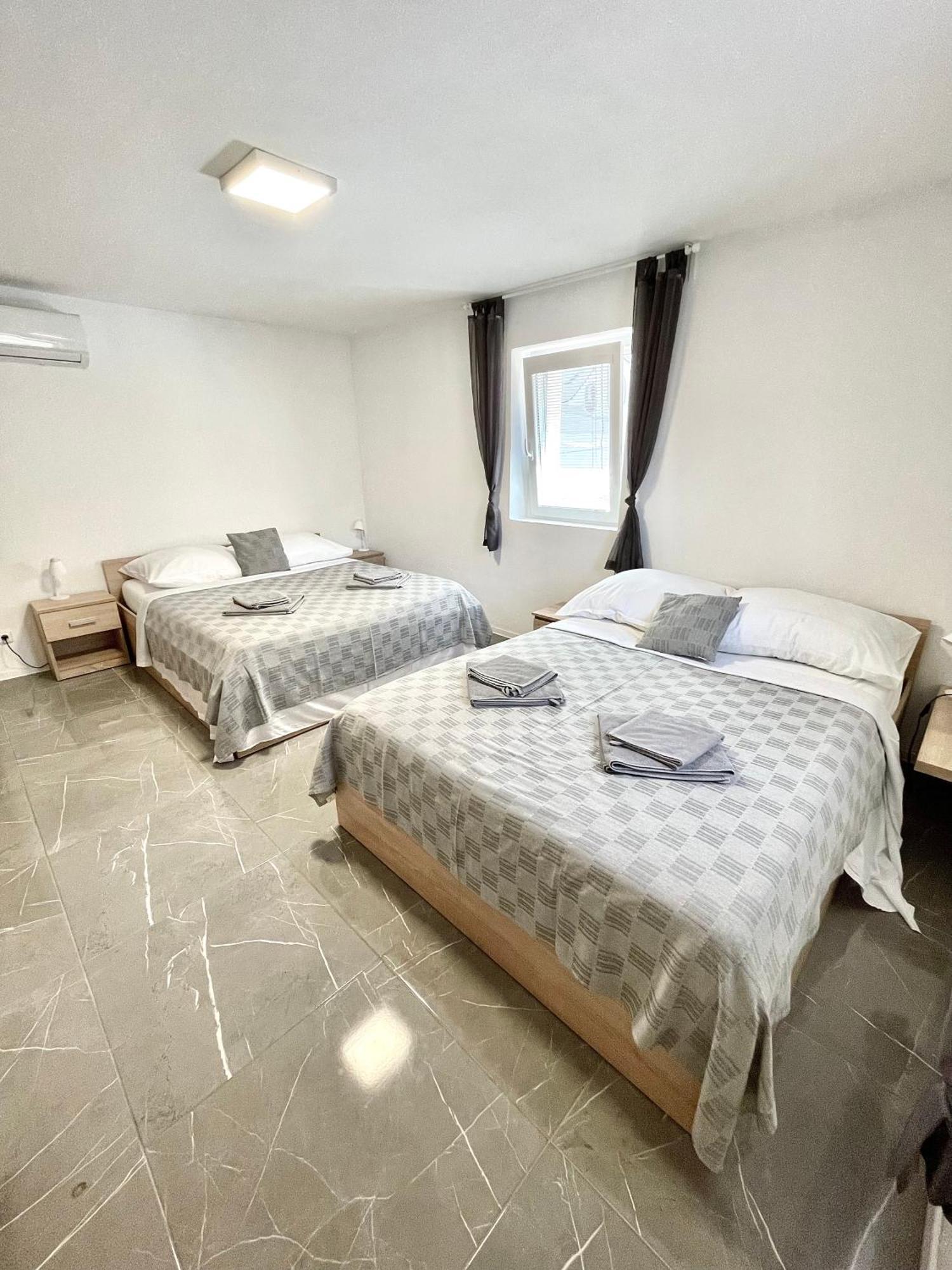 Kuca Nerezinka Apartment เนเรซีน ภายนอก รูปภาพ